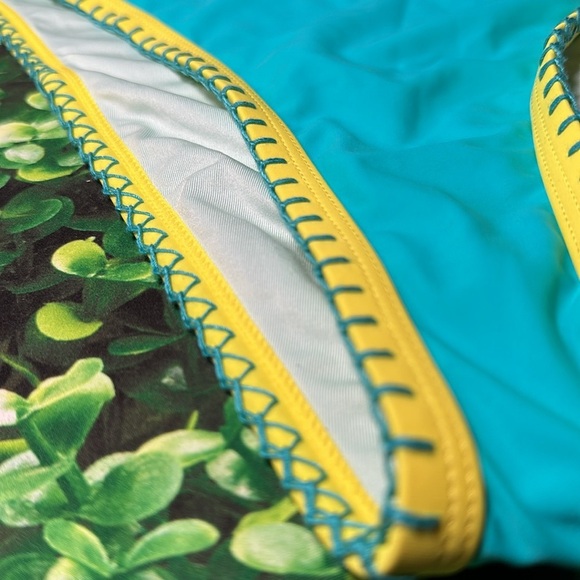 Cupshe Swim Bikini Bottom Swimwear Blue/Yellow size Large NWOT Crochet detail - Picture 14 of 16